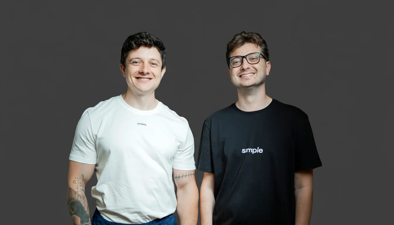 Os dois fundadores da Simple MKT Digital